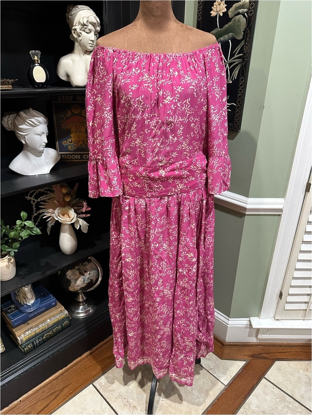 Natalie Martin Mesa 100% Silk Botanical‑Print Maxi Dress – Fuchsia – Size M